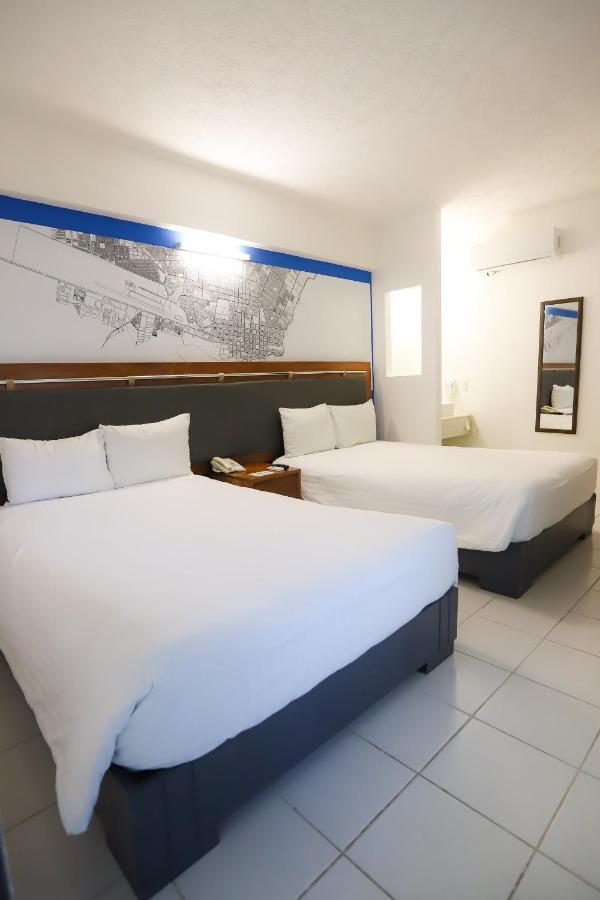 Hotel Tryp By Wyndham Chetumal Extérieur photo