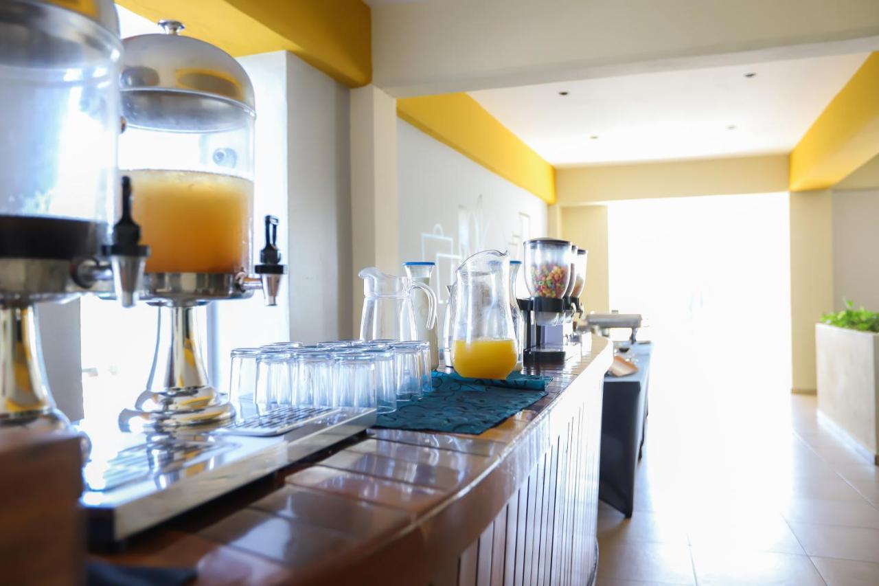Hotel Tryp By Wyndham Chetumal Extérieur photo