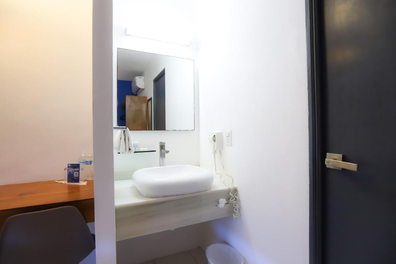 Hotel Tryp By Wyndham Chetumal Extérieur photo