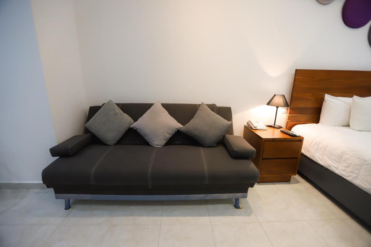 Hotel Tryp By Wyndham Chetumal Extérieur photo