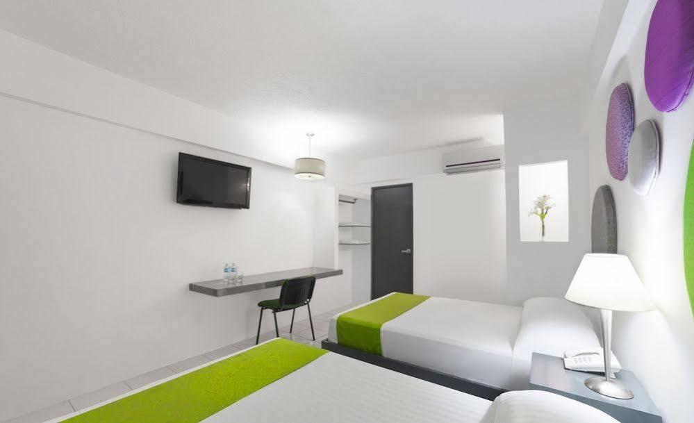 Hotel Tryp By Wyndham Chetumal Extérieur photo